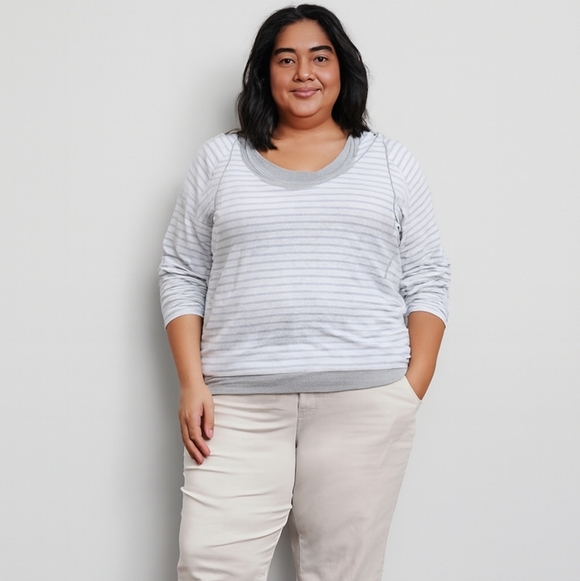 Shimera Gray and White Striped Hooded Top Size XL - Picture 1 of 9